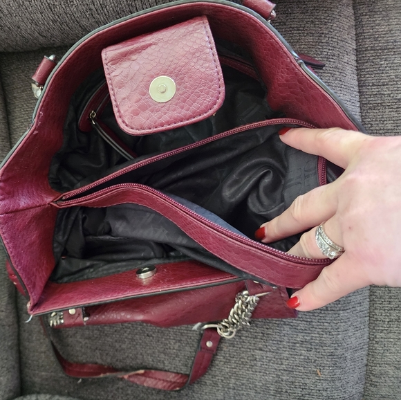 Purse - Picture 2 of 10